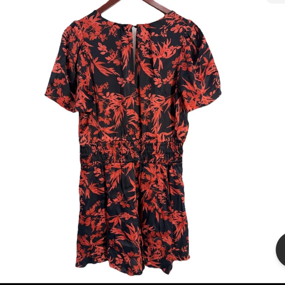 Anthropologie The Somerset Romper Red Black Floral 1-Piece Anthro Size Large - Picture 12 of 14